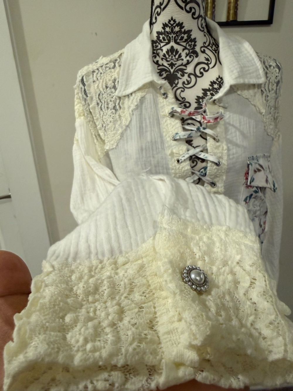 POL Ivory Lace-Up Patchwork Peasant Tunic - Picture 5 of 9